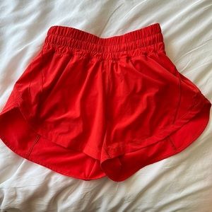Lululemon athletic running shorts 3” in coral